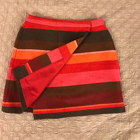 LOFT Wrap Skirt - worn once - Picture 5 of 9